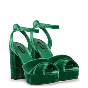Dolce & Gabbana Velvet Platforms 39.5 US9